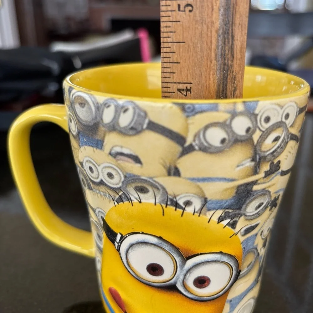 Universal Studios Minions despicable Me One Eyed Mayhem Yellow Coffee Mug 14 oz